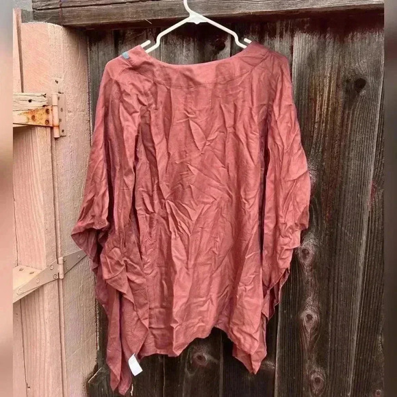 Judith March METALLIC BOHO BIRD TUNIC Like New - Picture 4 of 7